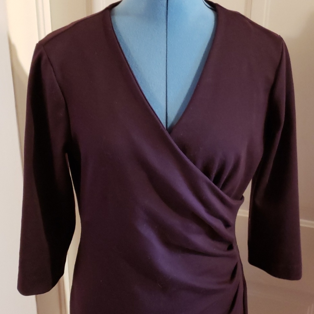 Very flattering New York Company Dress